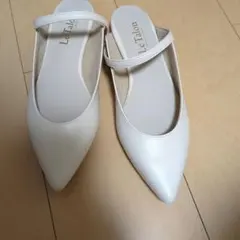 Le Talon ホワイト フラットシューズ