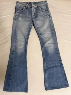 Lee フレアデニム ライトブルー