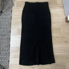 リブ編み 黒 タイトスカート