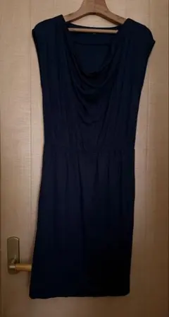 INED イネド ワンピース紺のサムネイル
