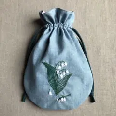 すずらんの刺繍巾着＊刺繍ポーチ　ハンドメイド