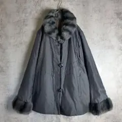 2025年最新】ロリス 毛皮の人気アイテム - メルカリ