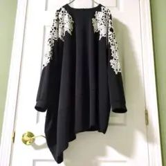 ◎未使用　TOKUKO 1er VOL　チュニック　お花　レース　モノトーン