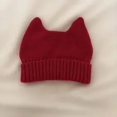赤い猫耳ニット帽