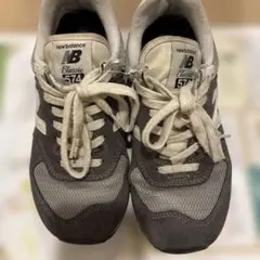 New Balance Classic 574 グレー スニーカー