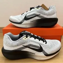 Nike Air Zoom Winflo 11 SE 26.5cm - メルカリ