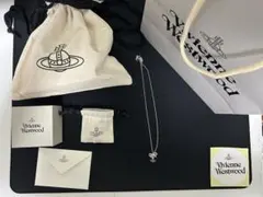 Vivienne Westwood Octavie ペンダントネックレス ピンク