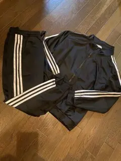 未使用ジャージ上下セットアップサイドラインストライプスリム黒メンズレディース兼用