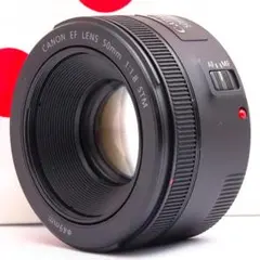 キャノン Canon EF 50mm f1.8 STM❤単焦点レンズ❤神レンズのサムネイル