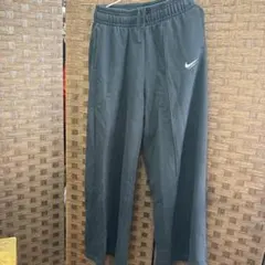 Item thumbnail for item 989d7484-3fe6-493d-9c9b-0c85ee95f0d7