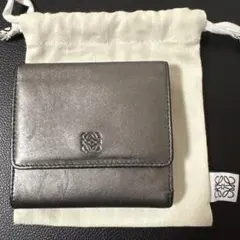 LOEWE 二つ折り財布 アナグラム ロゴ型押し ナッパレザー メタリック