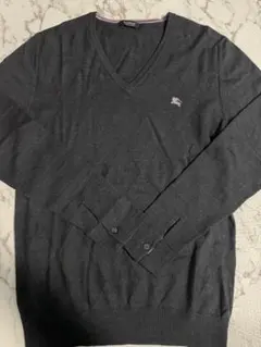 Burberry Black Label ダークグレー Vネックニット