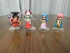 ワンピの実　光月おでん　ヤマト　ネフェルタリ・ビビ　レベッカ　4体セットのサムネイル