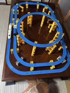 プラレール 青と黄色の高架レールセット