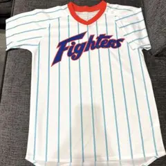 北海道日本ハムファイターズ　石川亮　直筆サイン入り　ユニフォーム HATTRICK（ハットトリック）-選手の想いをファンへ届ける公式