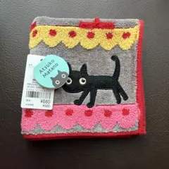 新品✨アツコマタノ　タオルハンカチ　黒猫　カラフル　赤縁取り　魚　ティーカップのサムネイル