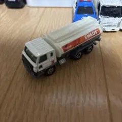 トミカ ENEOS タンクローリーのサムネイル