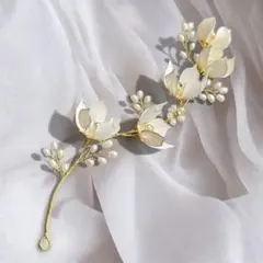 白花×パールのブライダルヘアアクセサリー｜ディップフラワー ヘッドドレス