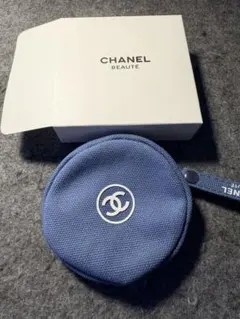シャネルミニポーチコインケース ストラップ付き ブルー