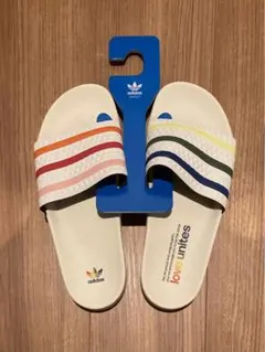 【超激レア】adidas love unites マルチカラーサンダル
