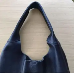 黒のトートバック（ショルダーバッグ）