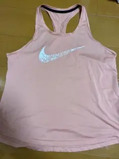 Nike ピンク タンクトップ