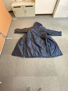 アースヒットベンチコート