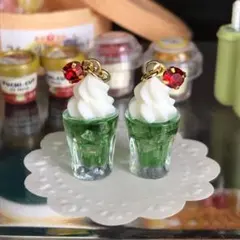 再販No.311 マスクチャーム　小さなクリームソーダ　イヤリング　ピアス