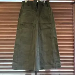深カーキ ロングスカート