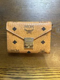 MCM 二つ折り財布レザーブラウン ウォレット - メルカリ