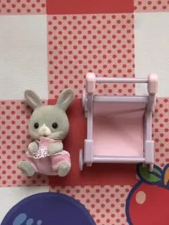 シルバニアファミリー ウサギ赤ちゃんとベビーカー