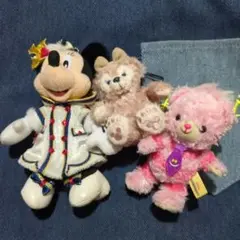ミニー＆シェリーメイ  ぬいぐるみとぬいぐるみバッジ　2点セット Amazon | ミニー＆シェリーメイ ぬいぐるみバッジ ウィンター