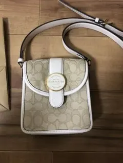 COACH シグネチャー スマホショルダーバッグ