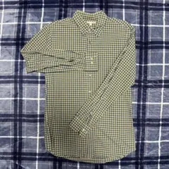 UNIQLO、ユニクロ チェック柄の長袖シャツ