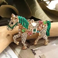 Item thumbnail for item 75a57a05-7cf4-4aa0-a5da-7b2ecd5cf348