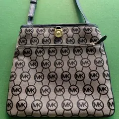 Michael Kors MKロゴショルダーバッグ