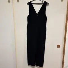 UNIQLO Vネックサロペット