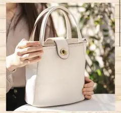 新品未使用★FAVOREKA ファボレカ　ブルジョン　アイボリー