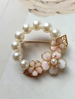 No.838 桜のブローチLサイズ　パールつき　ハレの日