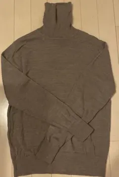 ハイネック セーター