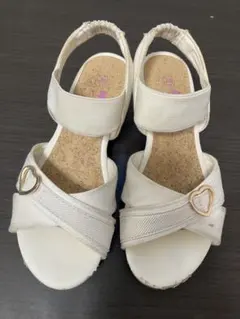 Nuovo Girl ホワイト サンダル20センチ