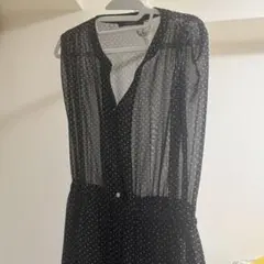 w closet ダブルクローゼット　ドット柄Vネックワンピース ⭐️3月末処分⭐️