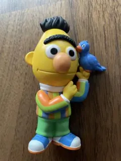 POP MART セサミストリート　バート　フィギュア