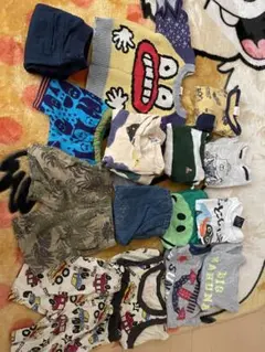男の子用、80.90の服詰め合わせです！長袖、半袖組み合わせて売っています！