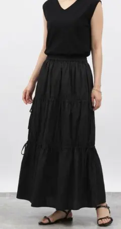 LAKOLE ブラック フレアスカートのサムネイル