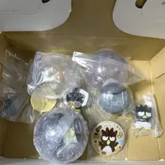 サンリオ バッドばつ丸 くれーんげーむ 缶バッジ フィギュア カプセルステッキ