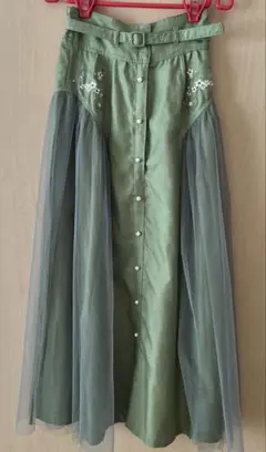 アクシーズファム　緑　ロングスカート　チューブ　刺繍　花　森ガール　ベルト付