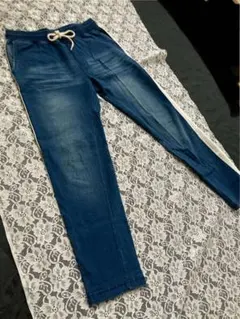 ダークブルージョガーパンツ サイドストライプ付き