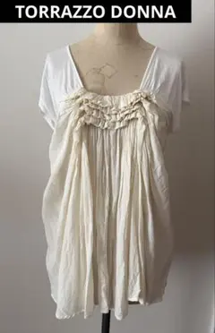 TORRAZZO DONNA トラッゾドンナ　フリルデザイン 半袖カットソーのサムネイル