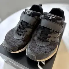 瞬足 黒 23.0cm 3E